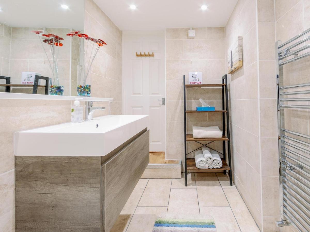 Pass The Keys Recently Renovated 1Br Flat With Private Garden In South London Apartman Kültér fotó